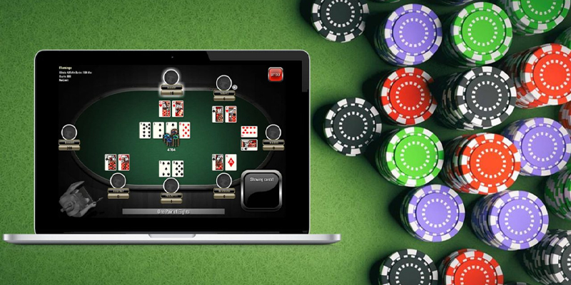 Chơi bài Poker Online có dễ hay không?