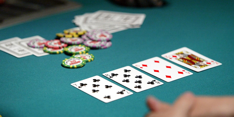 Những quy định khi chơi bài tây Poker