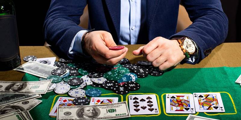 Tổng quan về bài cao poker và luật chơi