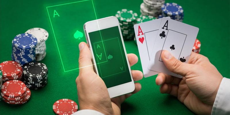 Lý do nên chọn nhà cái để tải game đánh bài Poker online 